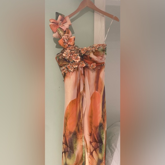 Beautifully flowing Tony B dress by Tony Bowls. Prom or evening gown. - Picture 6 of 7